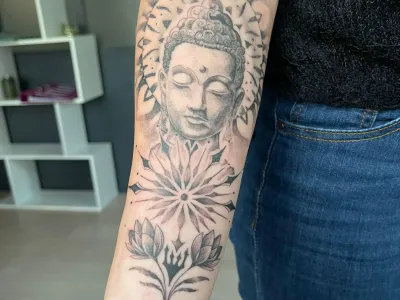 bouddha mandala florale bien être